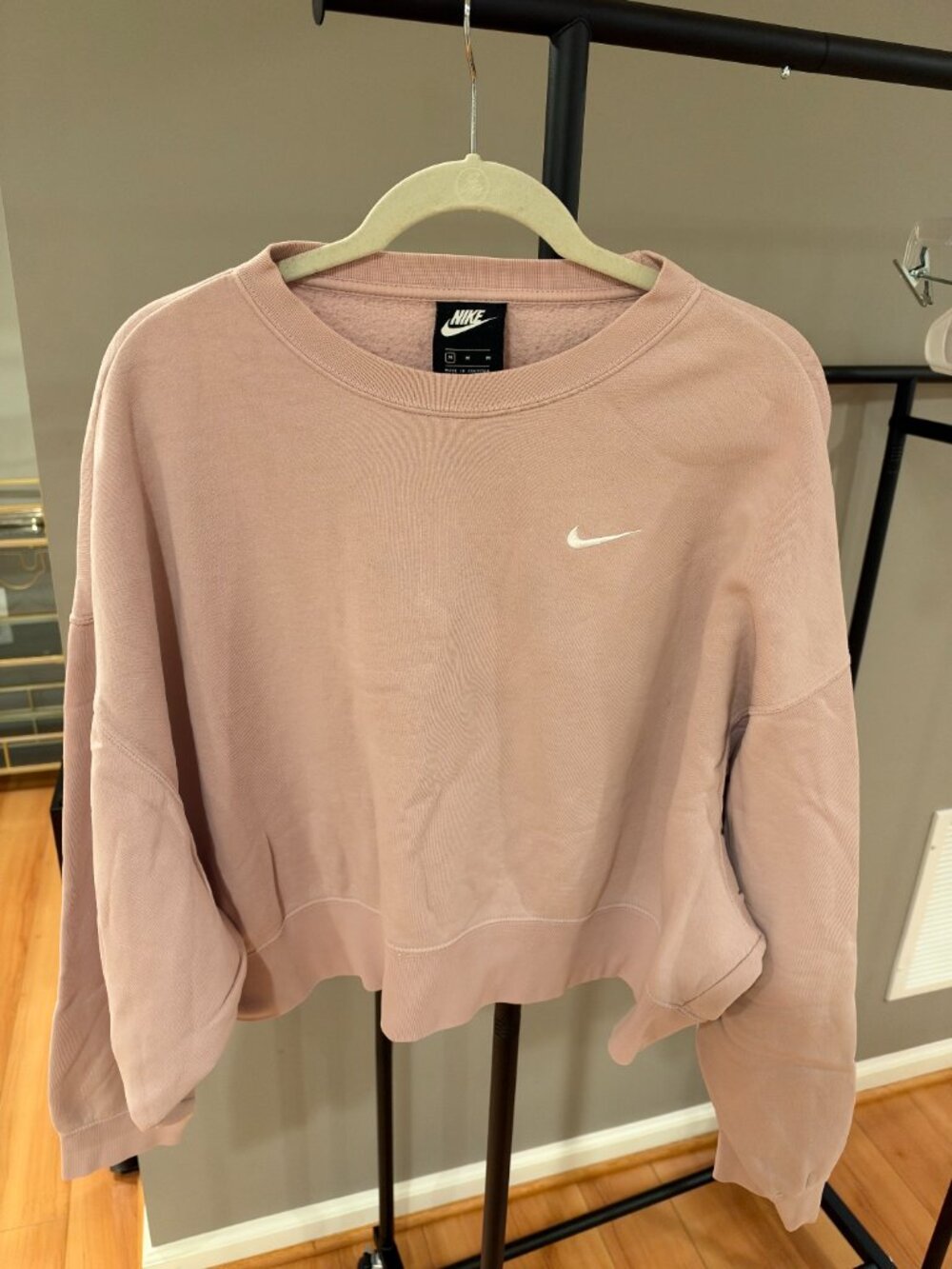 Nike cropped oversizsed pink sweatshirt